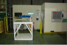 地震対策　工場作業所内設置　耐震シェルター